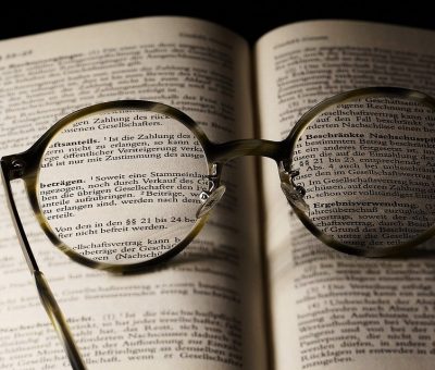 L'essayage virtuel de lunettes, un miroir en ligne