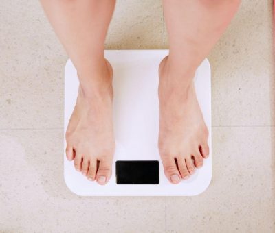 Comment choisir sa balance lorsqu'on a du surpoids?